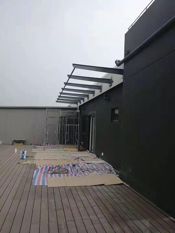 钢结构雨篷