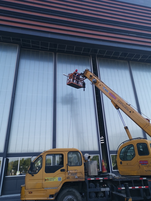 阳光耐力板制作安装